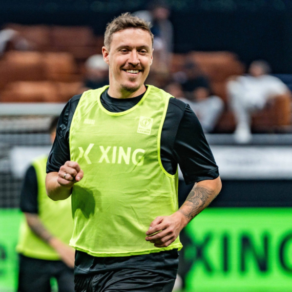 Bivši reprezentativac se vratio fudbalu sa 100kg: "Valjda imamo XXXL dresove"