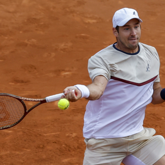 Ništa od duela sa Cicipasom za Lajovića