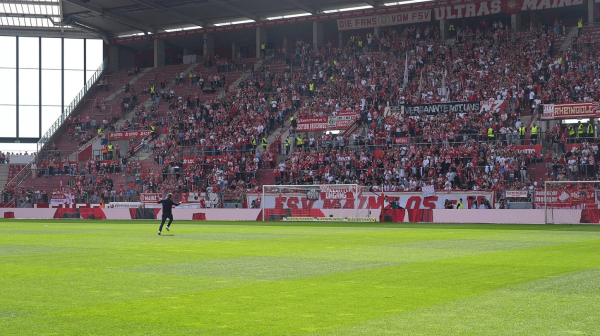 Bomba u Bundesligi, ali prava – teška tonu, pronađena pored stadiona Majnca