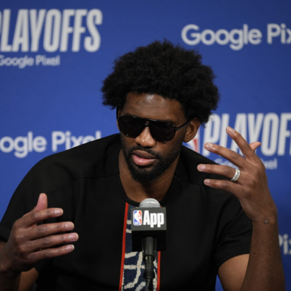 Embid uznemirio NBA – krio bolest od saigrača