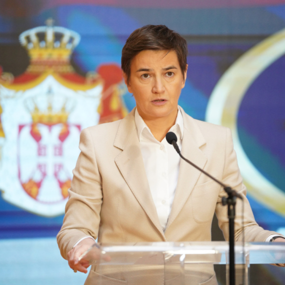 Brnabić: Opoziciju gleda samo kako da se domogne vlasti, baš ih briga za građane