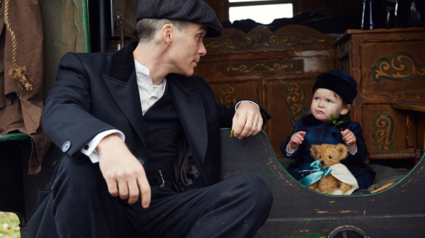 "Peaky Blinders" se vraća na male ekrane FOTO/VIDEO