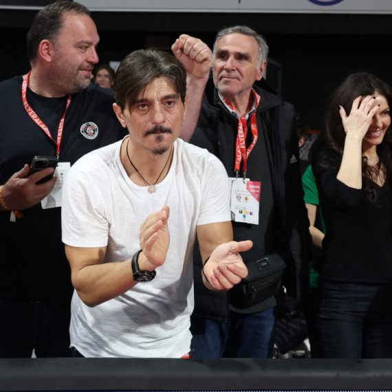 Vlasnik PAO je "MVP" runde Evrolige – skakao, urlao, pretio sa cigaretom u ustima VIDEO