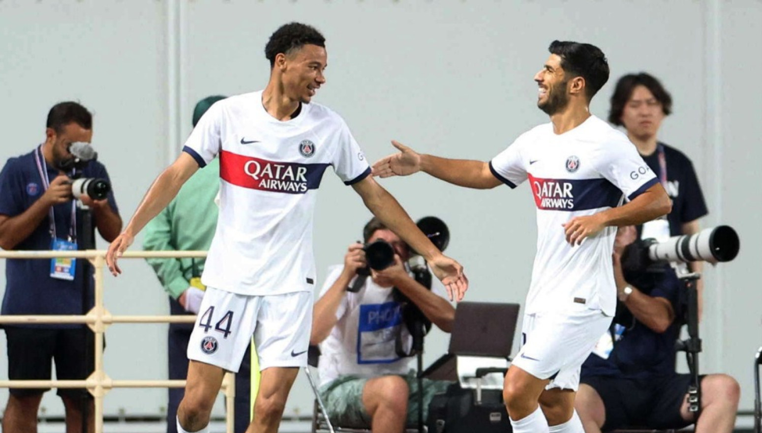 PSŽ se odrekao "bisera" – Francuz potpisao ugovor sa Ajntrahtom