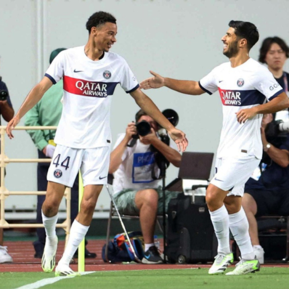 PSŽ se odrekao "bisera" – Francuz potpisao ugovor sa Ajntrahtom