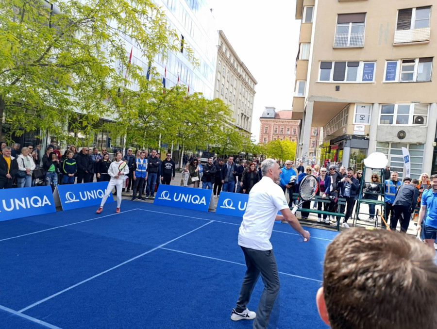 B92.sport na neobičnom spektaklu: Ivanišević sa Srpkinjom usred Zagreba igrao tenis FOTO/VIDEO
