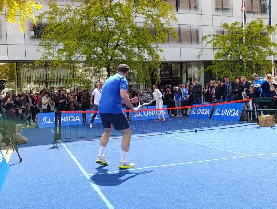 B92.sport na neobičnom spektaklu: Ivanišević sa Srpkinjom usred Zagreba igrao tenis FOTO/VIDEO
