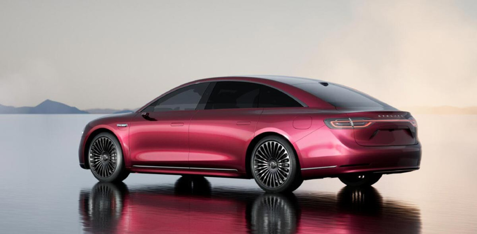 Predstavljen prvi Stelato: Huawei i BAIC zajedno napadaju Mercedesa i BMW-a FOTO