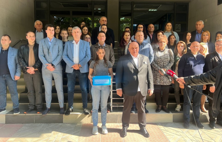 Koalicija Jedinstvene Srbije i Socijalističke partije Srbije prva predala listu za lokalne izbore u Jagodini