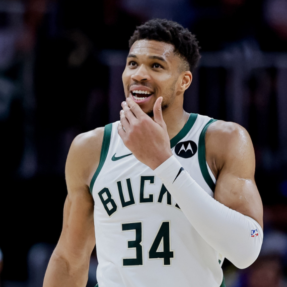 Janisu se ostaje u Milvokiju: "Mogu da se predomislim..."