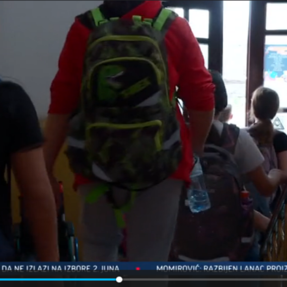 Učenik poneo nož da bi se zaštitio? Ovo su detalji incidenta u niškoj školi VIDEO