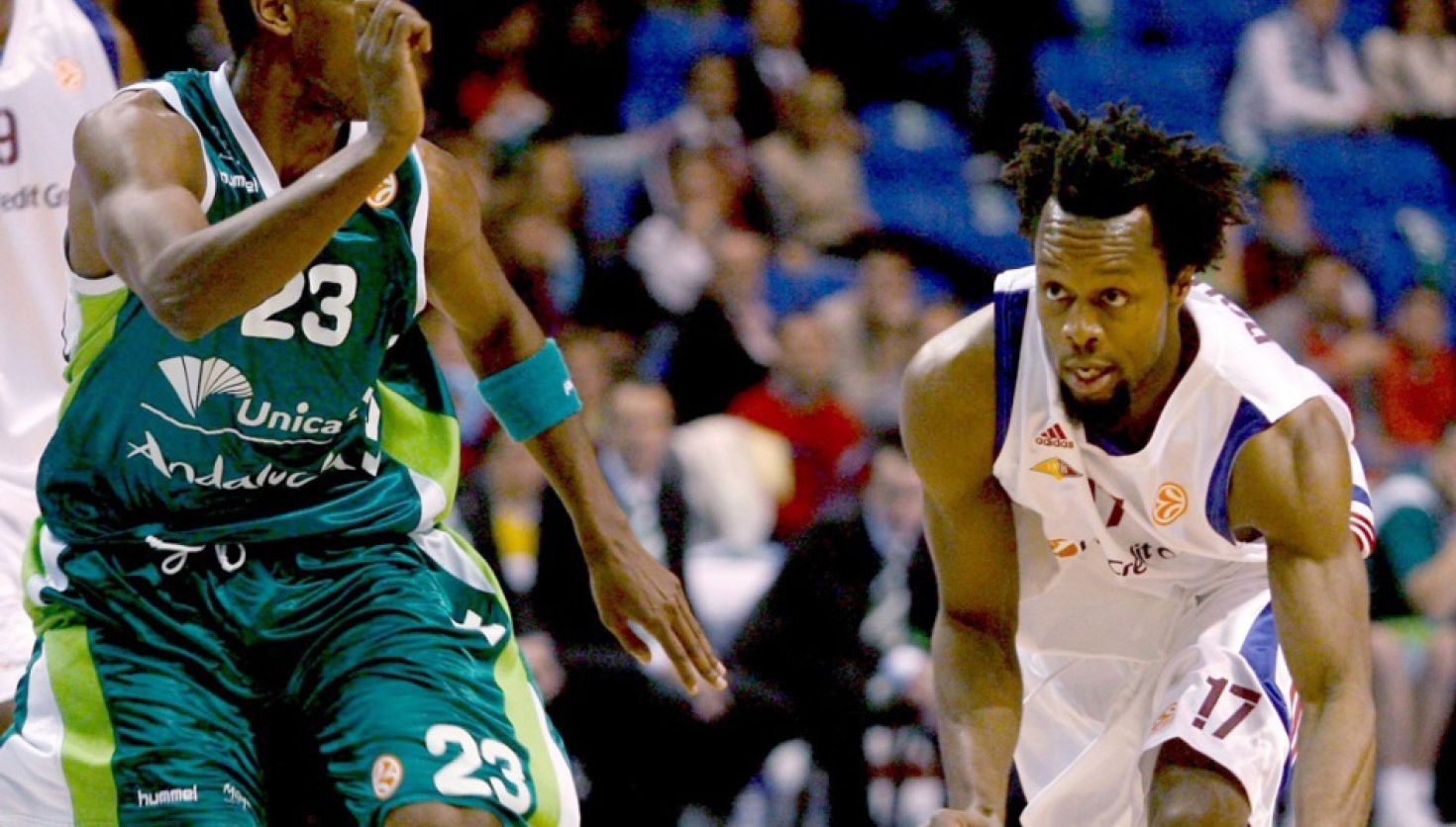 Ruben Daglas umro u 45. godini