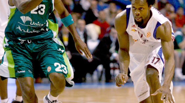 Ruben Daglas umro u 45. godini