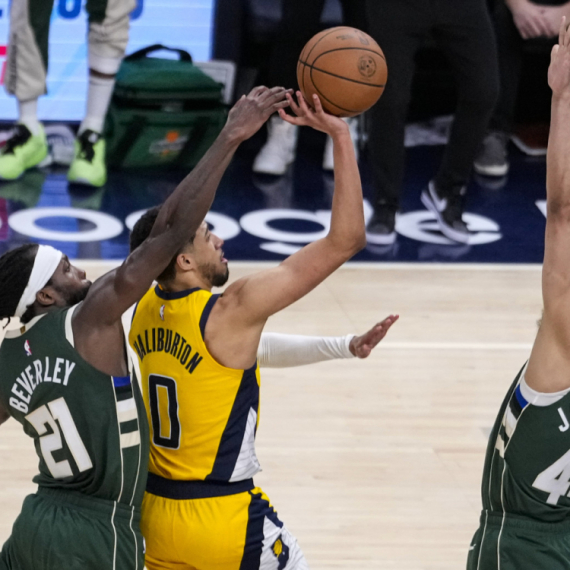 "Ludnica" u Indijani – pljuštalo u produžetku, Milvoki pao bez Janisa VIDEO