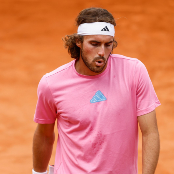 Šokantan poraz Cicipasa od 118. na svetu VIDEO