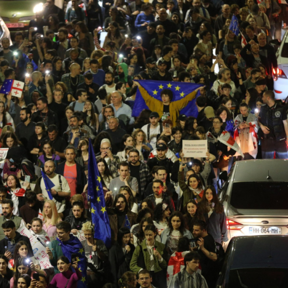 Blokiran auto-put, građani besni zbog odluke o razgraničenju