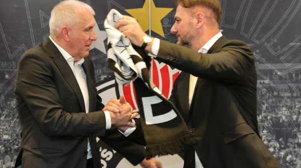 MIjailović: "Problem Partizana je Džabari Parker – gde to trener smenjuje predsednika?"