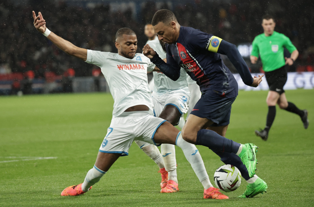 Avr sprečio šampionsku žurku Pari Sen Žermena