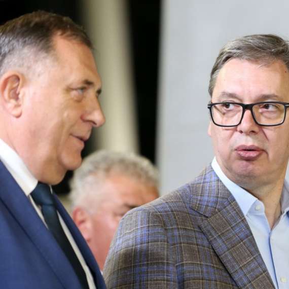 Vučić razgovarao s Dodikom: "Uskoro važne odluke o memorijalnom centru kod Jasenovca" FOTO