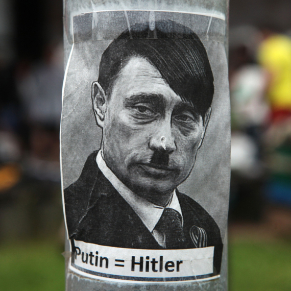 "Putin kao Hitler. Zaustavite ga..."