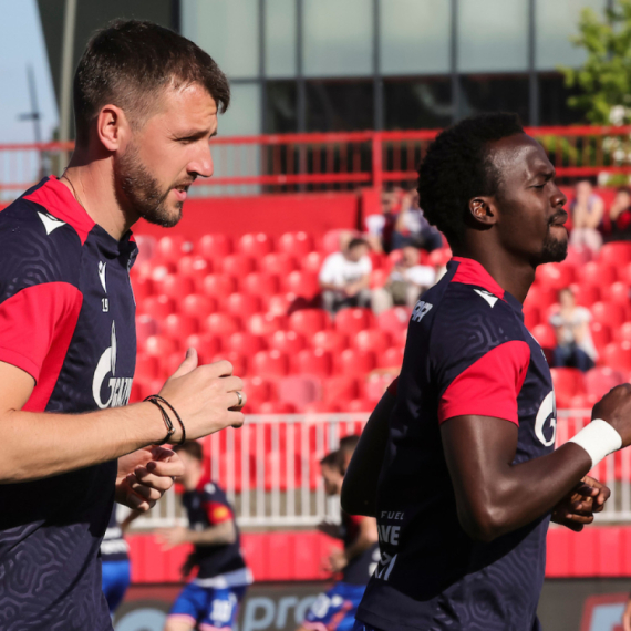 Milunović ostaje u Zvezdi, ali ne kao igrač?
