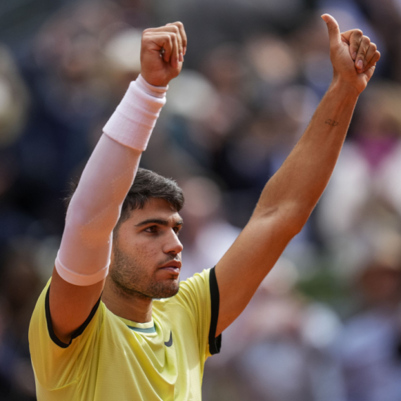 Alkaras: Ruka je u redu, nadam se da sve kreće na bolje