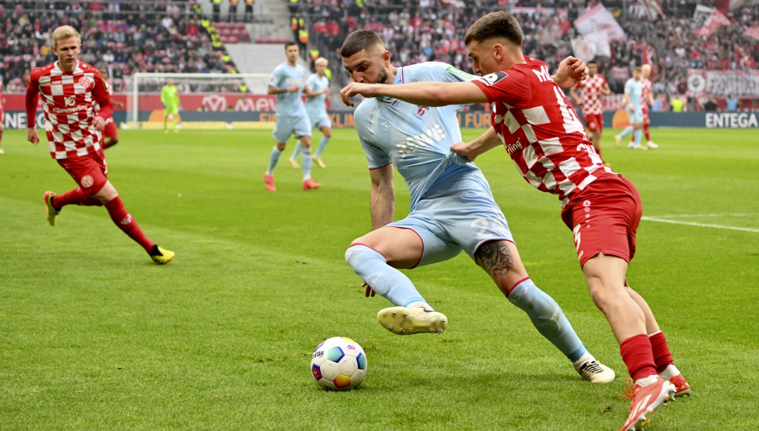 Kelnu bod u Majncu u borbi dva tima za opstanak