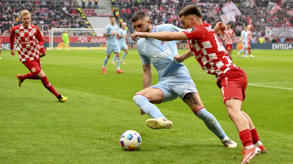 Kelnu bod u Majncu u borbi dva tima za opstanak