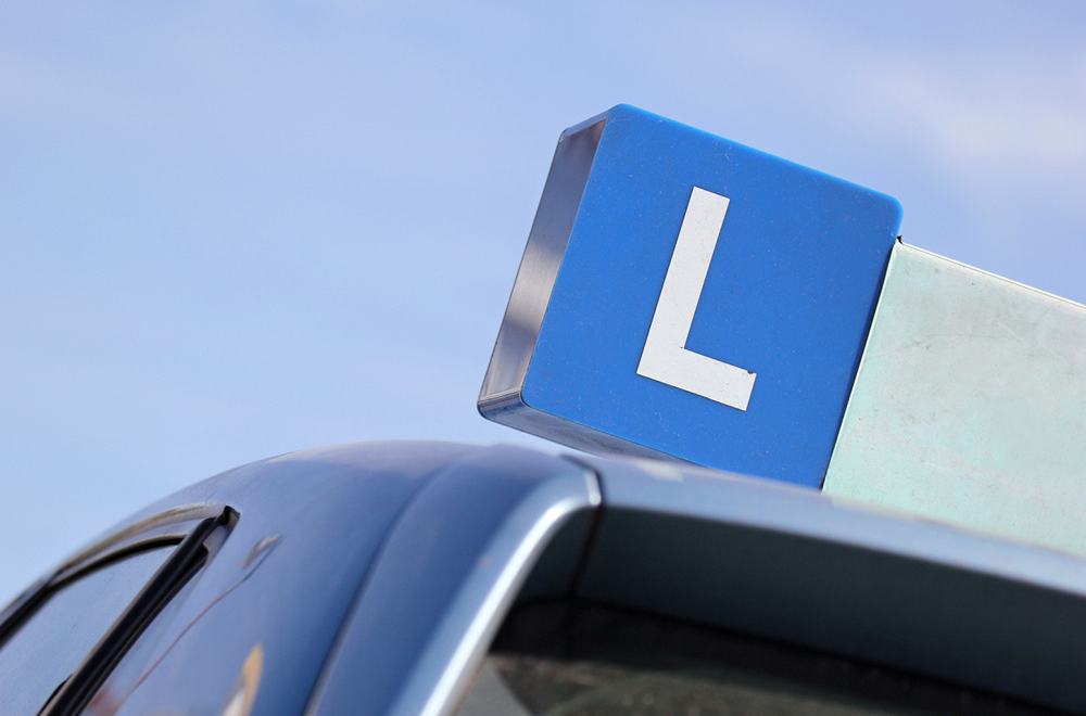 Budući vozač na mukama: Pao teoriju 128 puta, potrošio 3.300 evra!