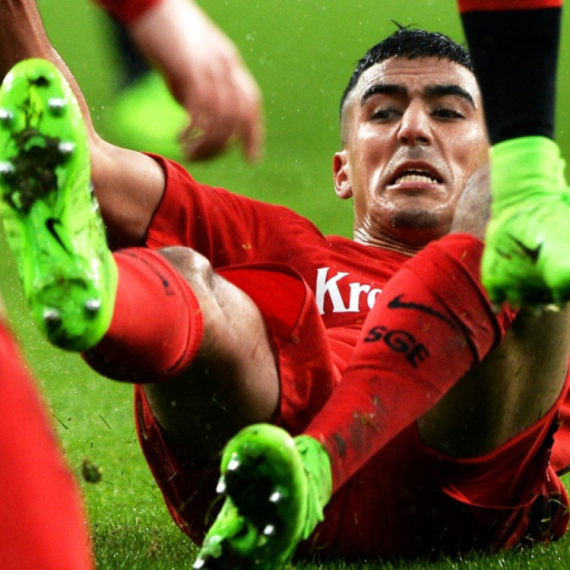 Fudbaler Herte Ajmen Barkok operisan posle napada u noćnom klubu