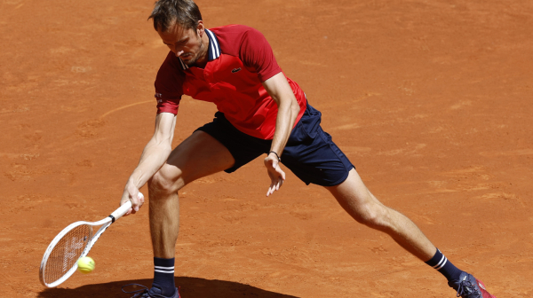 Medvedev i sudija – nova epizoda: "Ko su oni? Iluminati?" VIDEO