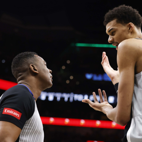 NBA u Parizu: Vembanjama se vraća kući