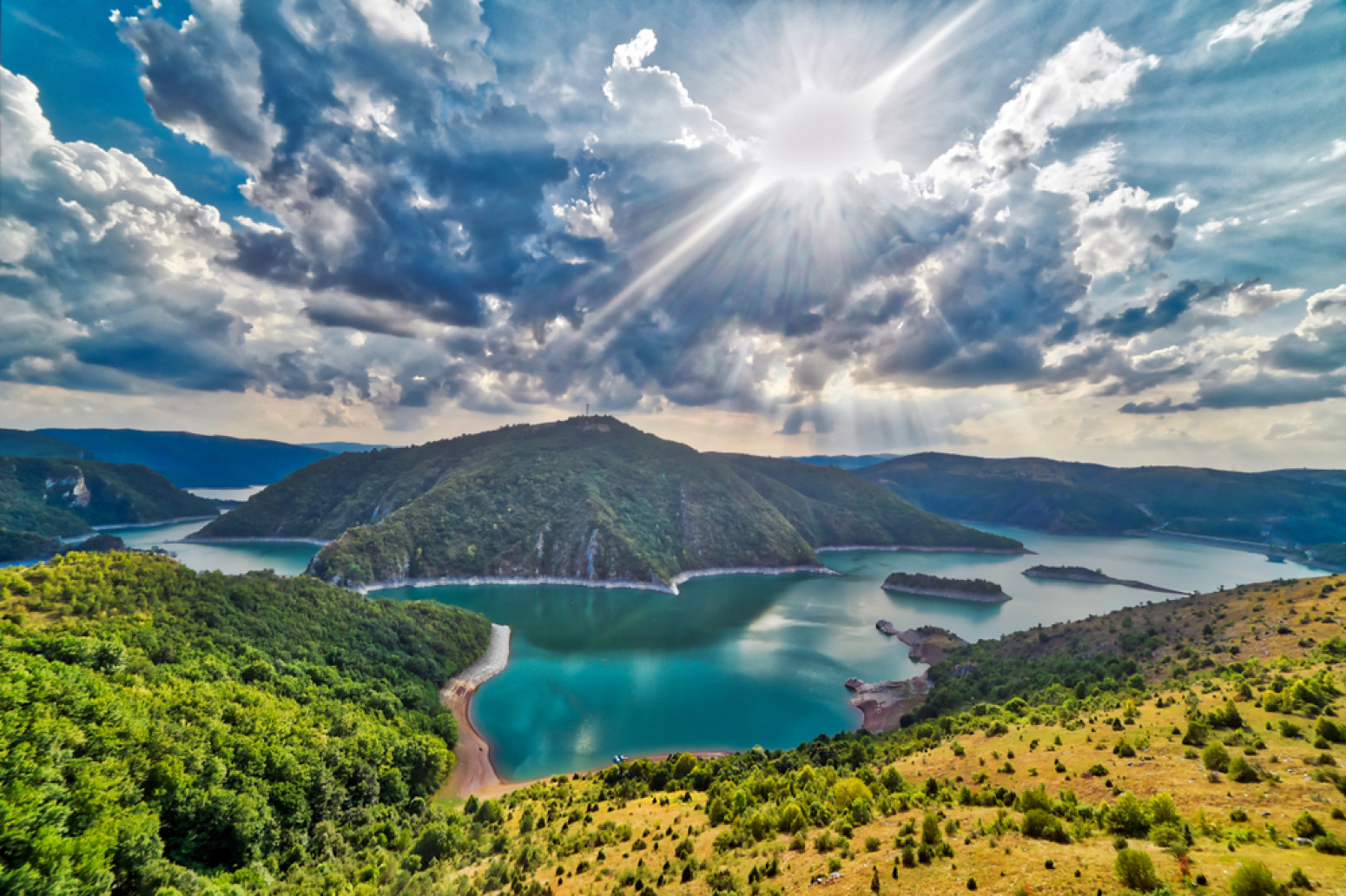 Ovo su najlepša jezera u Srbiji FOTO