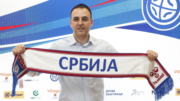 Selektor Srbije: "Ne idemo Špancima na crtu sa belom zastavom"