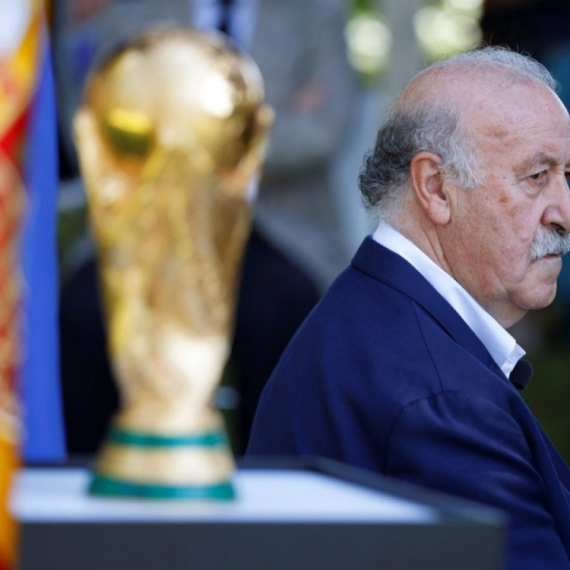 FS Španije pod nadzorom vlade – Visente del Boske vodi nadzornu komisiju