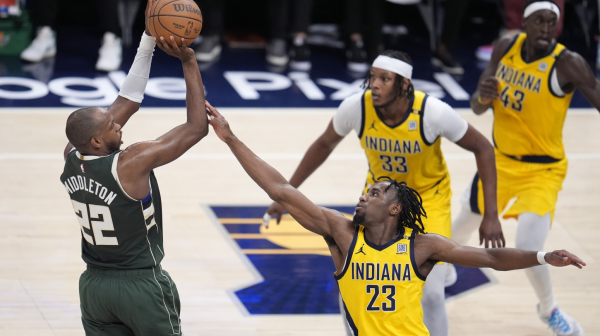 E, sad je moglo i bez Janisa – Midlton i Portis razbili Indijanu VIDEO