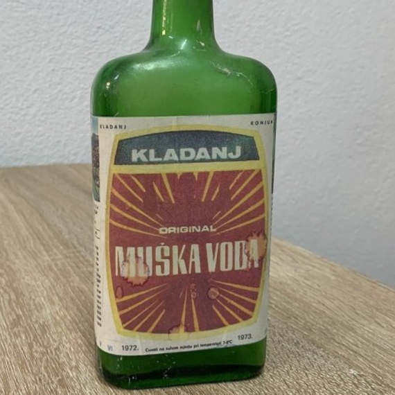 Seks i Jugoslavija: "Muška voda - ženska radost", navodni afrodizijak koji je i svetske putnike dovodio u Kladanj