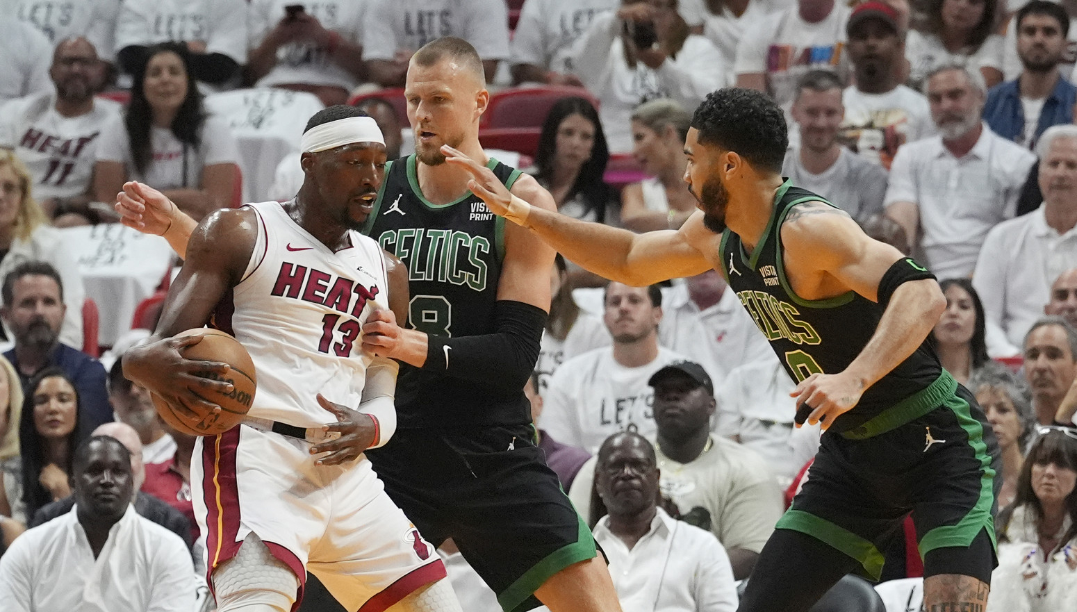 Porzingis ne igra protiv Majamija