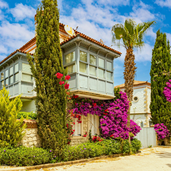 Bogatstvo kulture, istorije i prirodne lepote: Ovaj gradić će vas "oduvati" FOTO