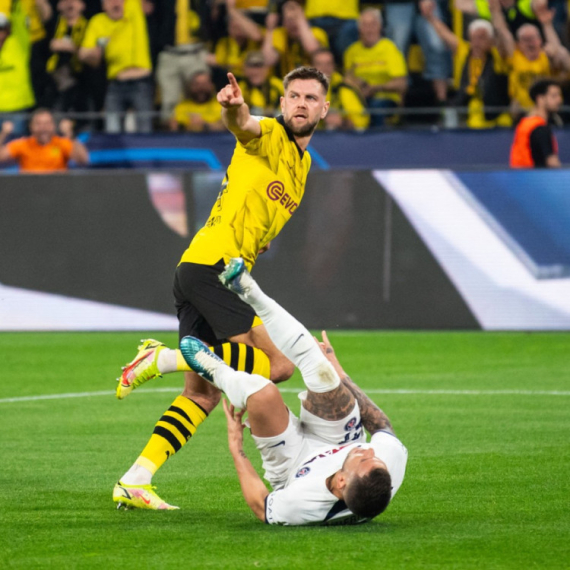 Jedan gol i mnoštvo propuštenih šansi – Dortmund zadovoljniji pred revanš u Parizu