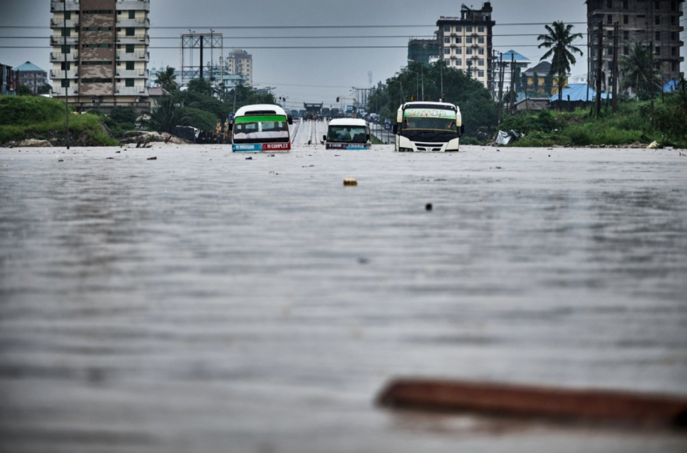 Potop: 1.500 ljudi blokirano VIDEO
