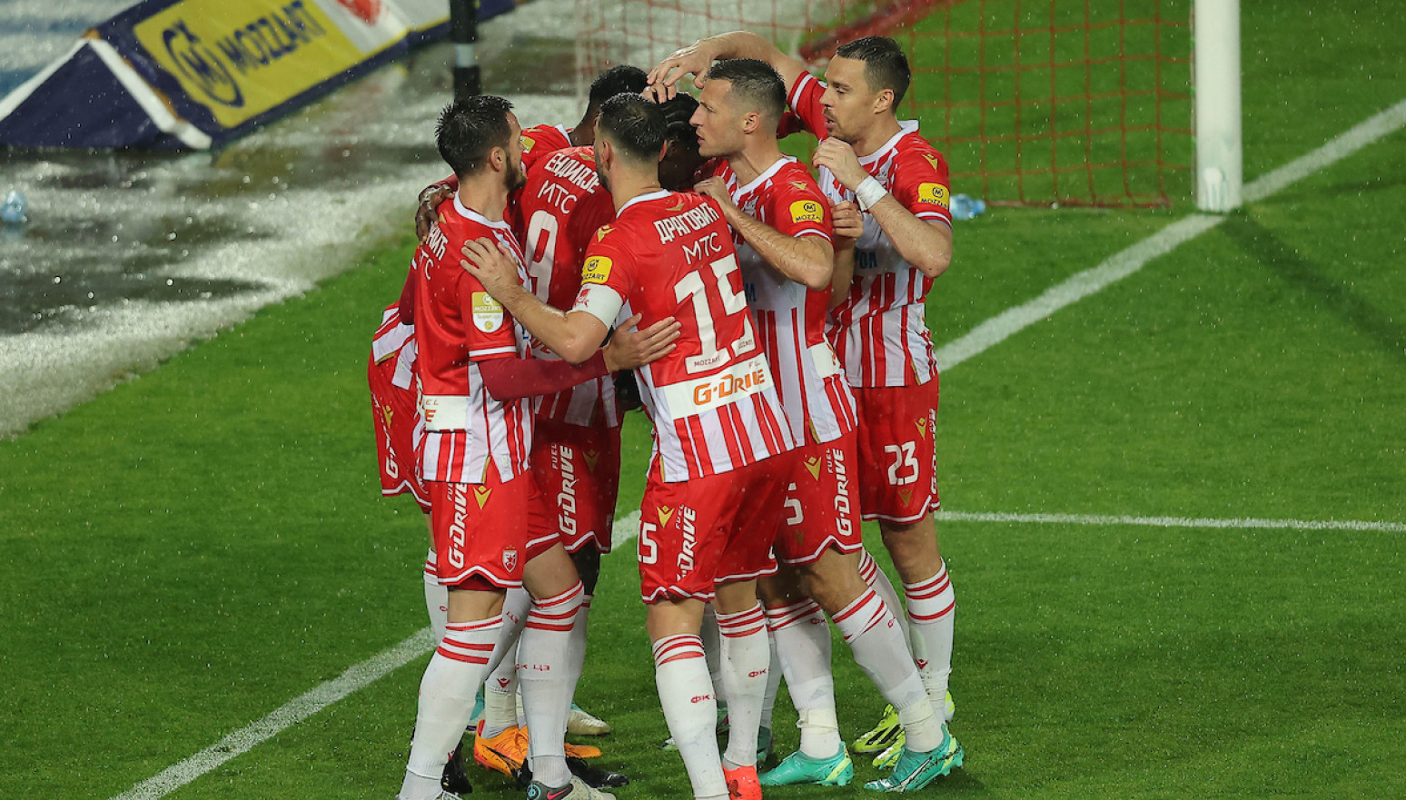 Zvezdin aktivan fudbal sedmi na svetu FOTO