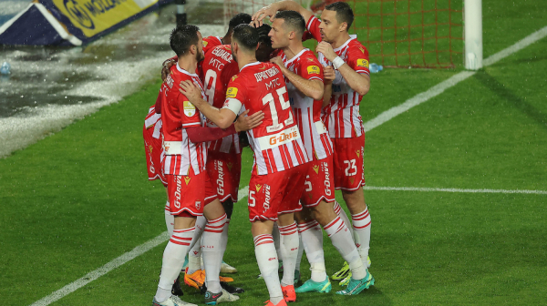 Zvezdin aktivan fudbal sedmi na svetu FOTO