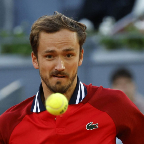 Šok u Madridu – Medvedev se predao!