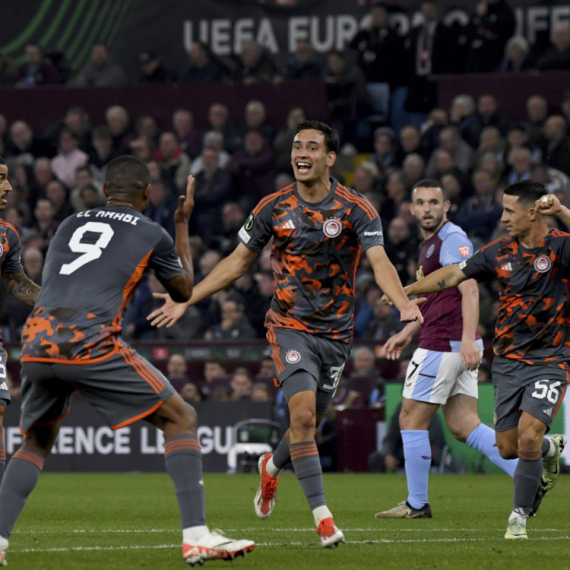 Het-trik El Kabija u istorijskoj pobedi Olimpijakosa, Fiorentina u 91' slomila Briž