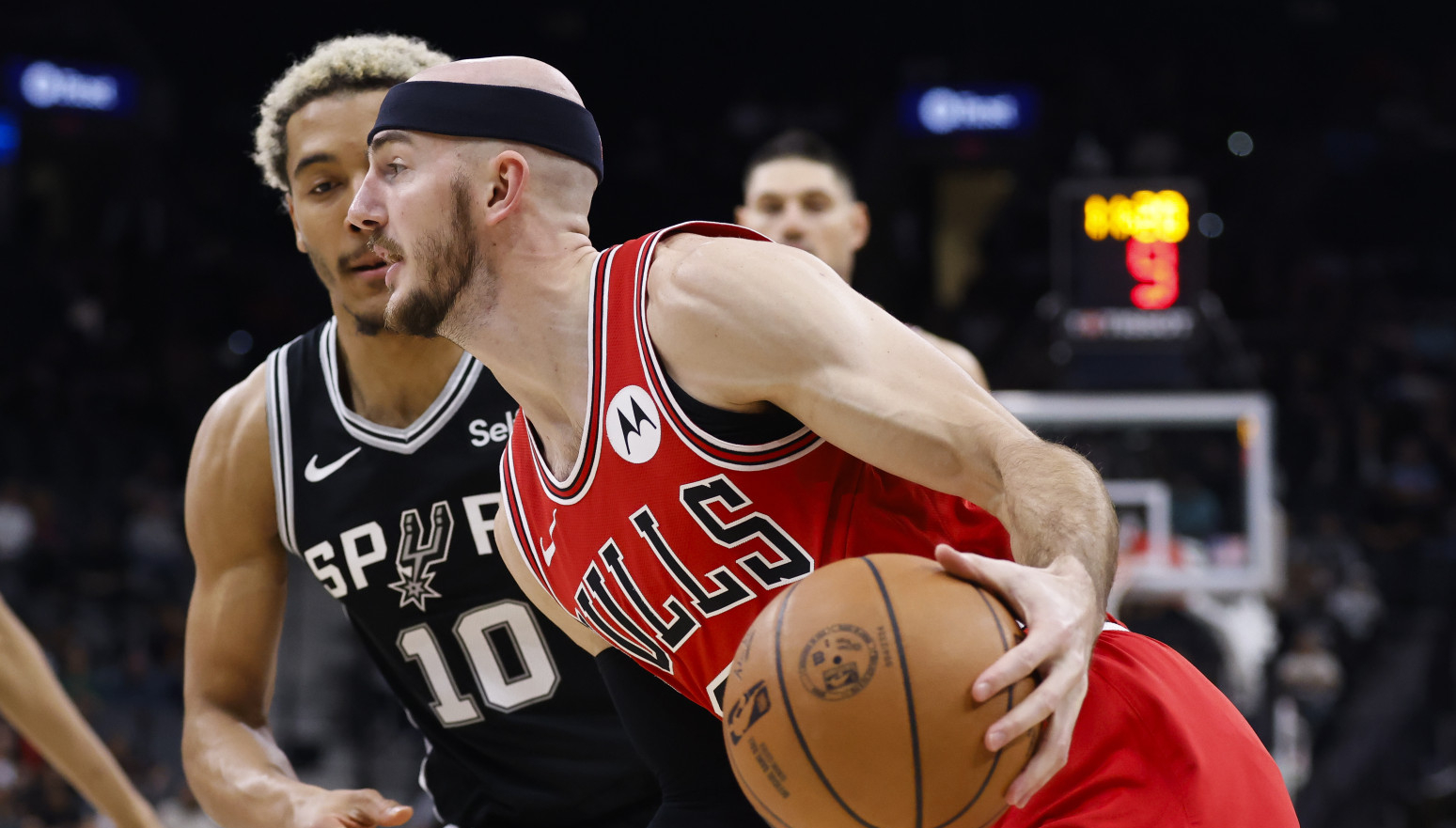 NBA dodelila novu nagradu – dobio je Vučevićev saigrač