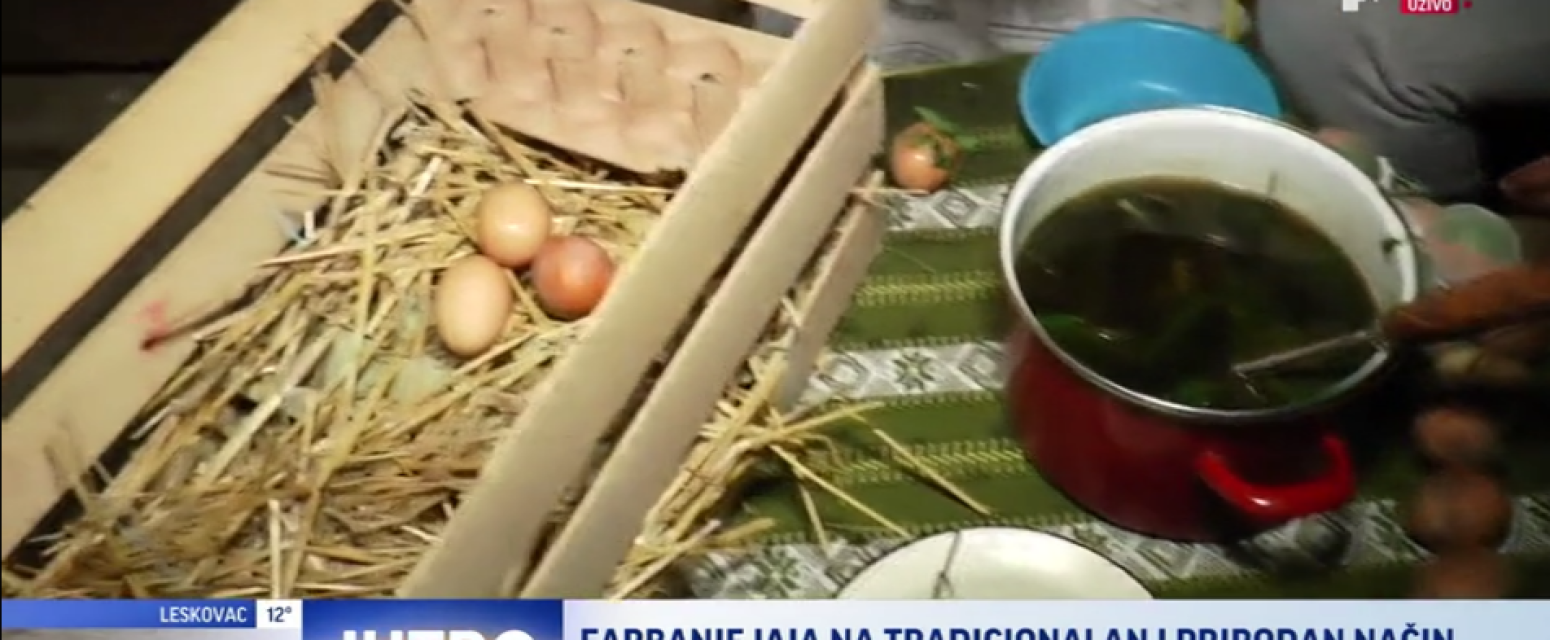 Ovako se tradicionalno farbaju jaja u Zapadnoj Srbiji VIDEO