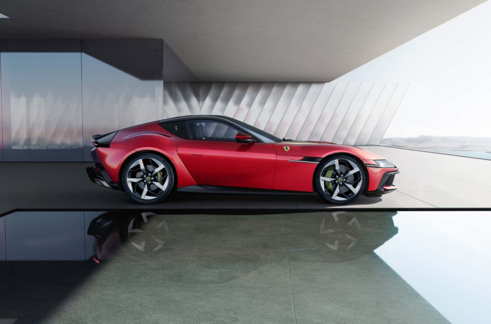 Savršen i beskompromisan: Novi Ferrari V12 ima zanimljivo ime FOTO/VIDEO