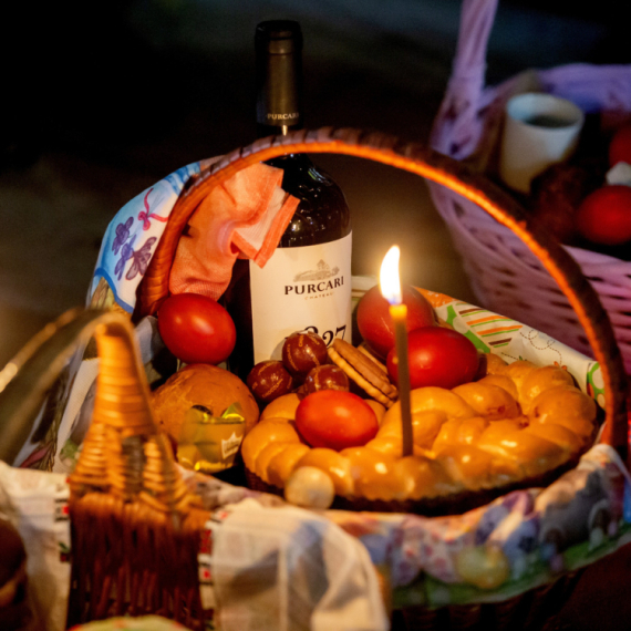 Predsednik Jedinstvene Srbije Dragan Marković Palma čestitao Vaskrs VIDEO