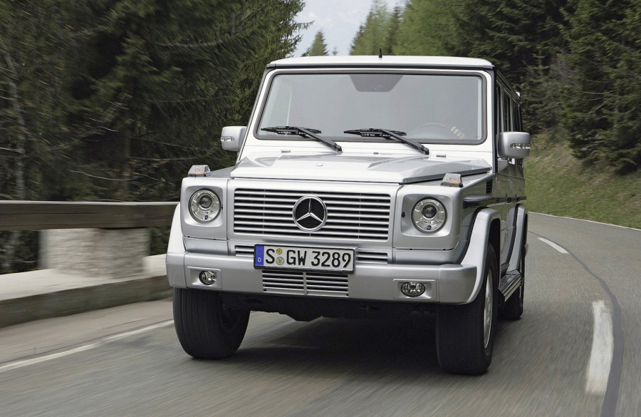 Profit Mercedesa prepolovljen